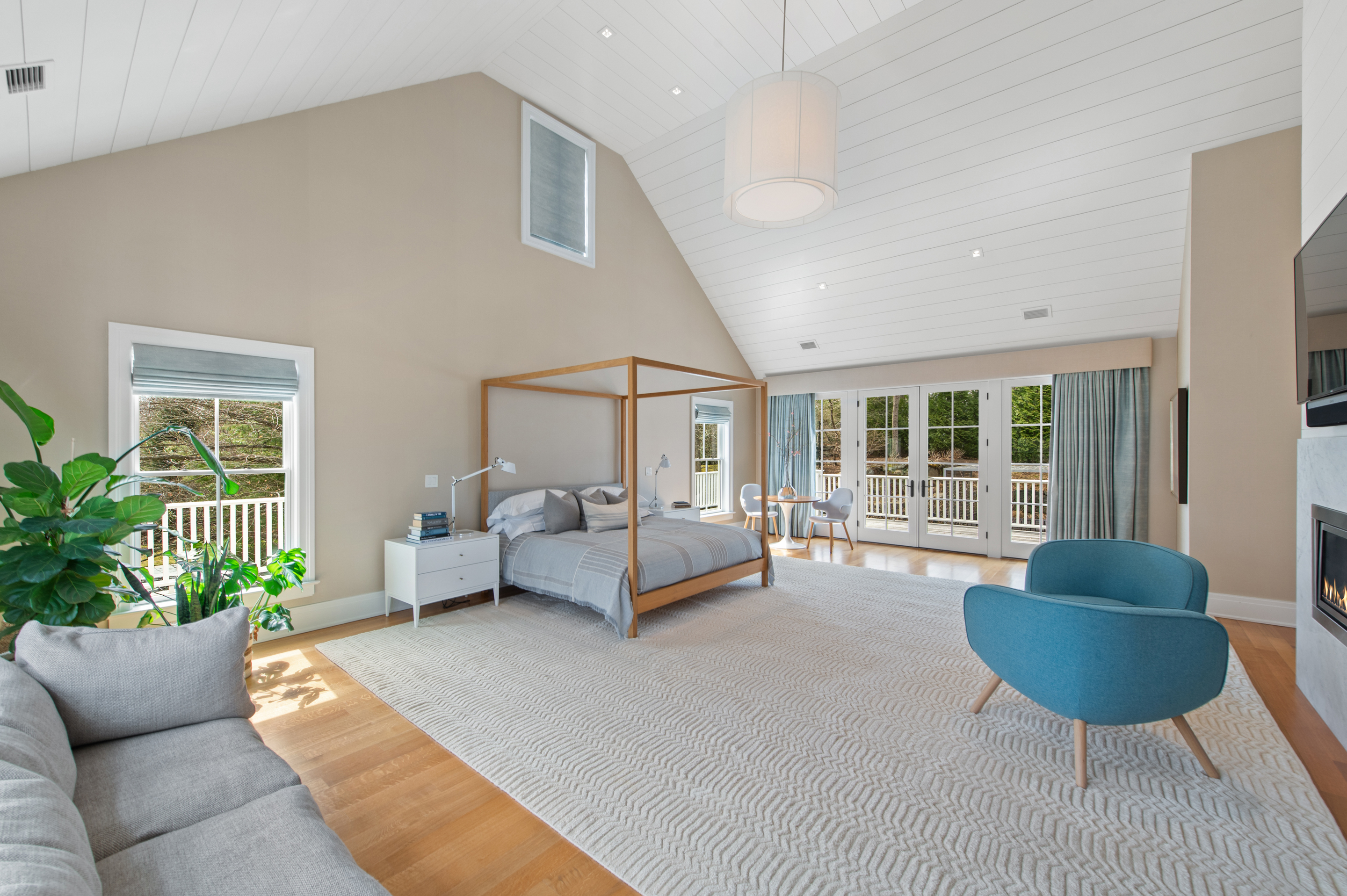 104 Husted Lane